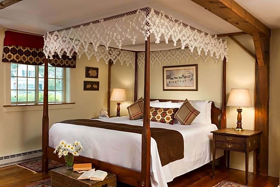 Rabbit Hill Inn