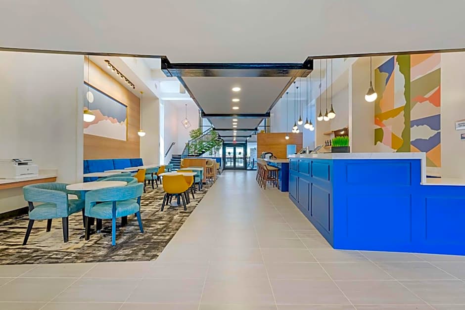 Aiden by Best Western Flagstaff