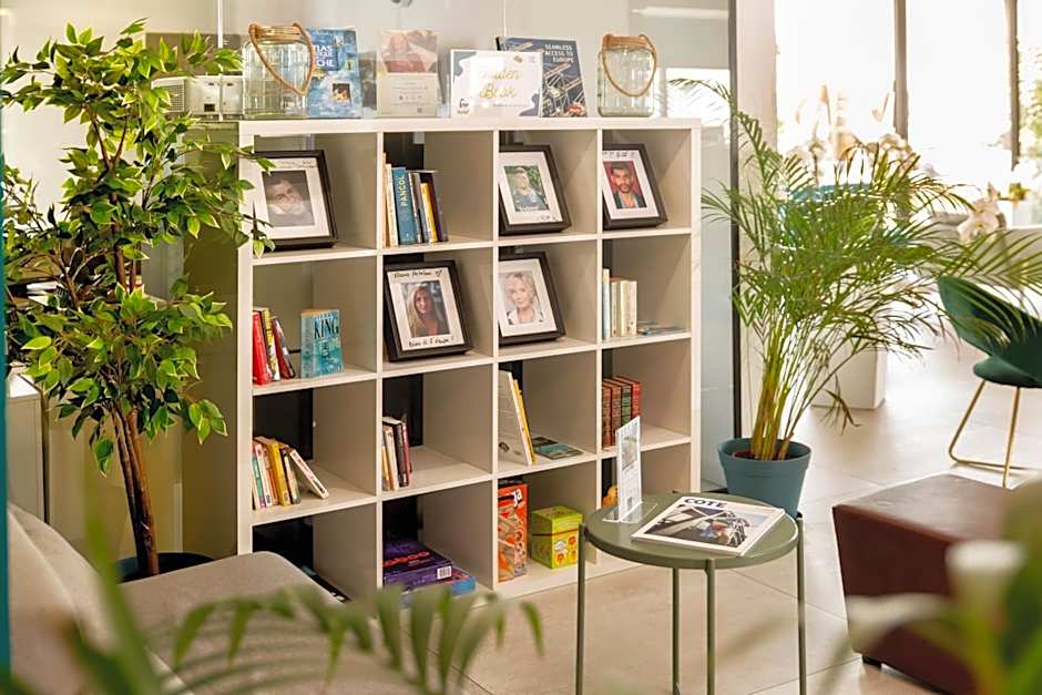 Golden Tulip Hotel & Rooftop Martigues Provence