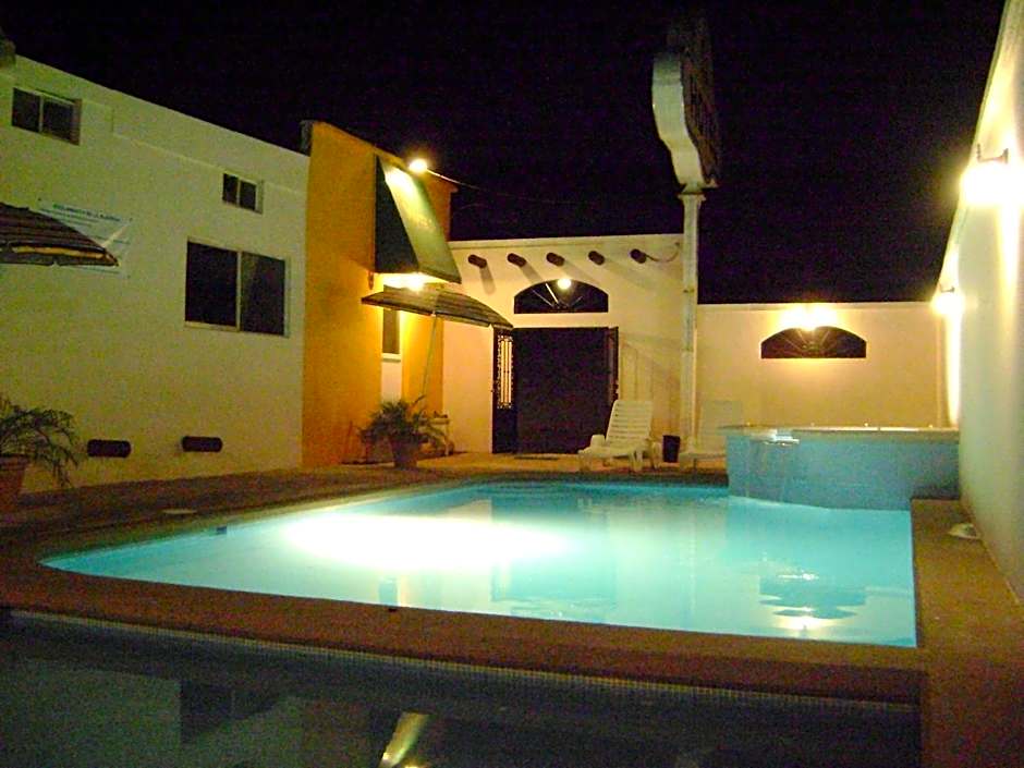 Hotel Cosmos