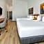 La Quinta Inn & Suites by Wyndham Terrell