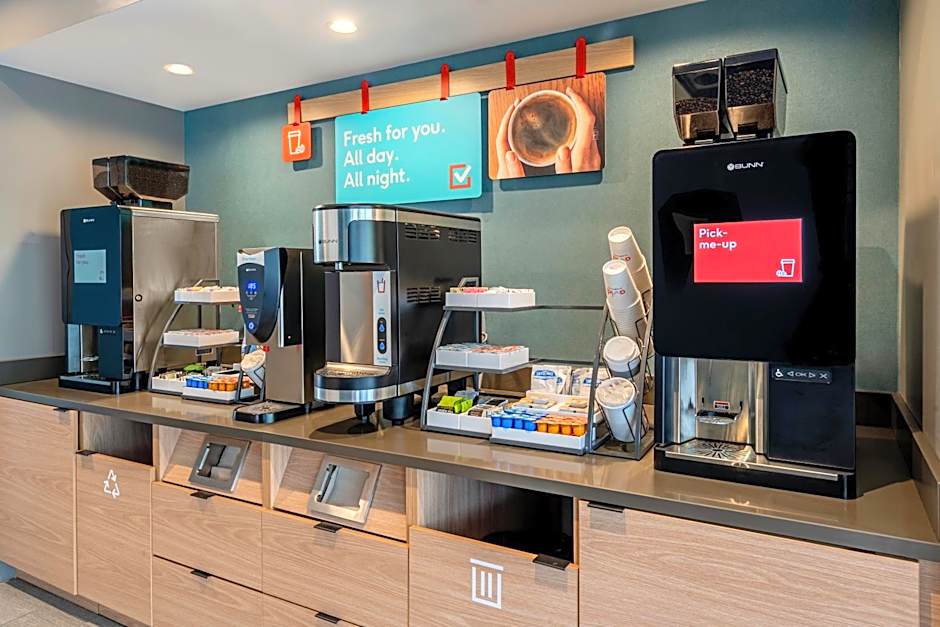 Avid Hotels Milwaukee West Waukesha By IHG