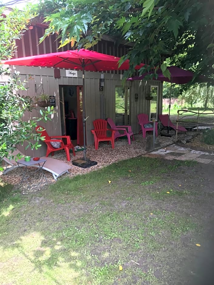 Au ' Bord des Landes '