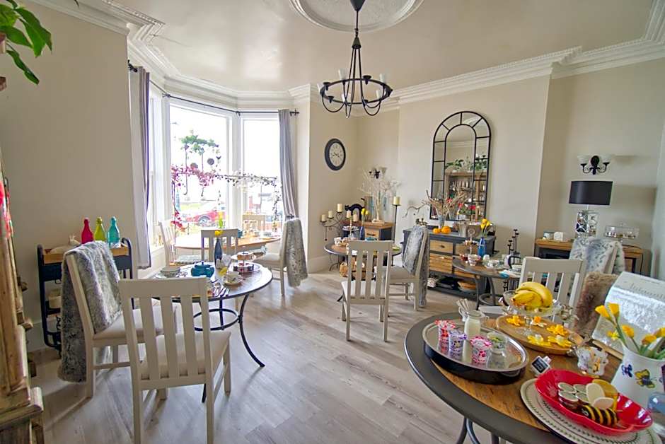 Glan Y Mor Hotel (Adult Only)