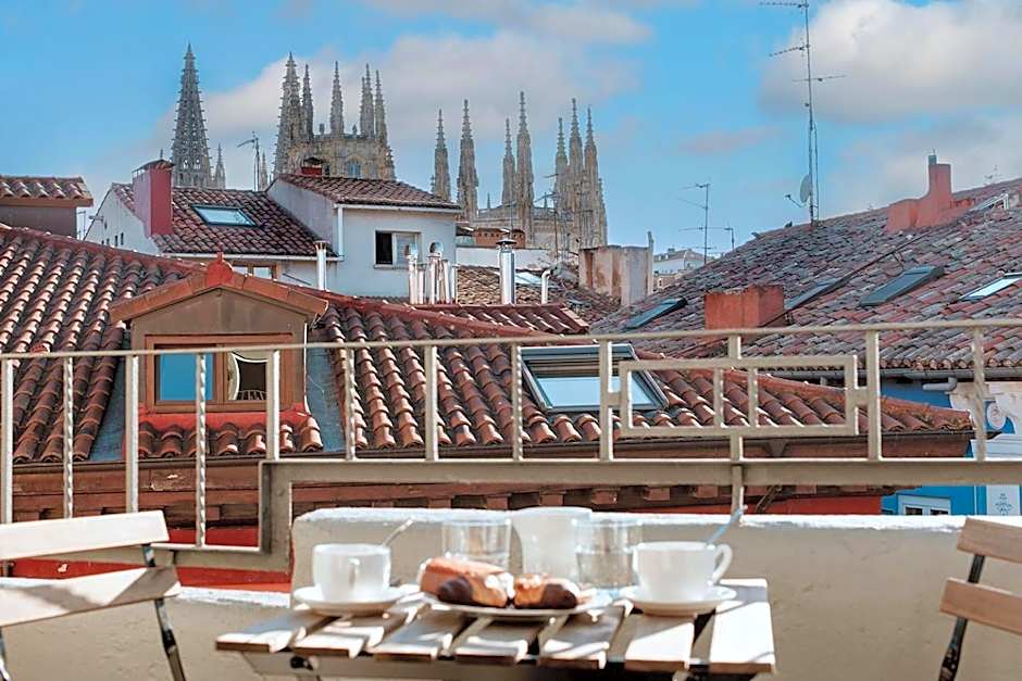 Apartamentos BURGOSUITES