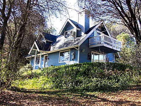 Apple Blossom Inn Yosemite