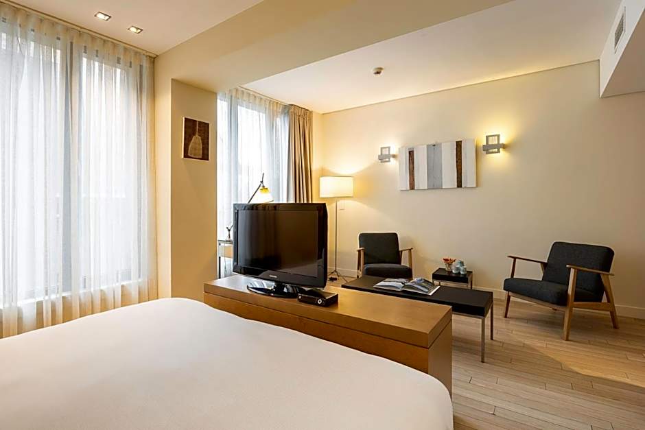 B-aparthotel Grand Place