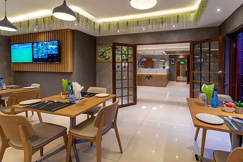 The Cycad Lodge & Chalets