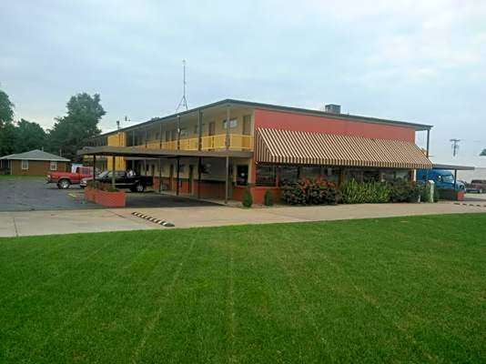 Big Bend Traveler's Inn