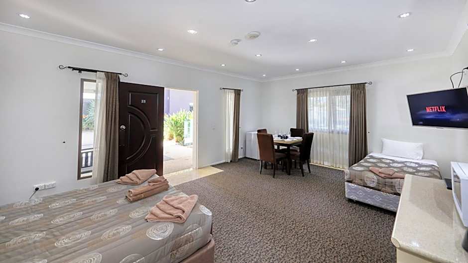 Western Downs Motor Inn