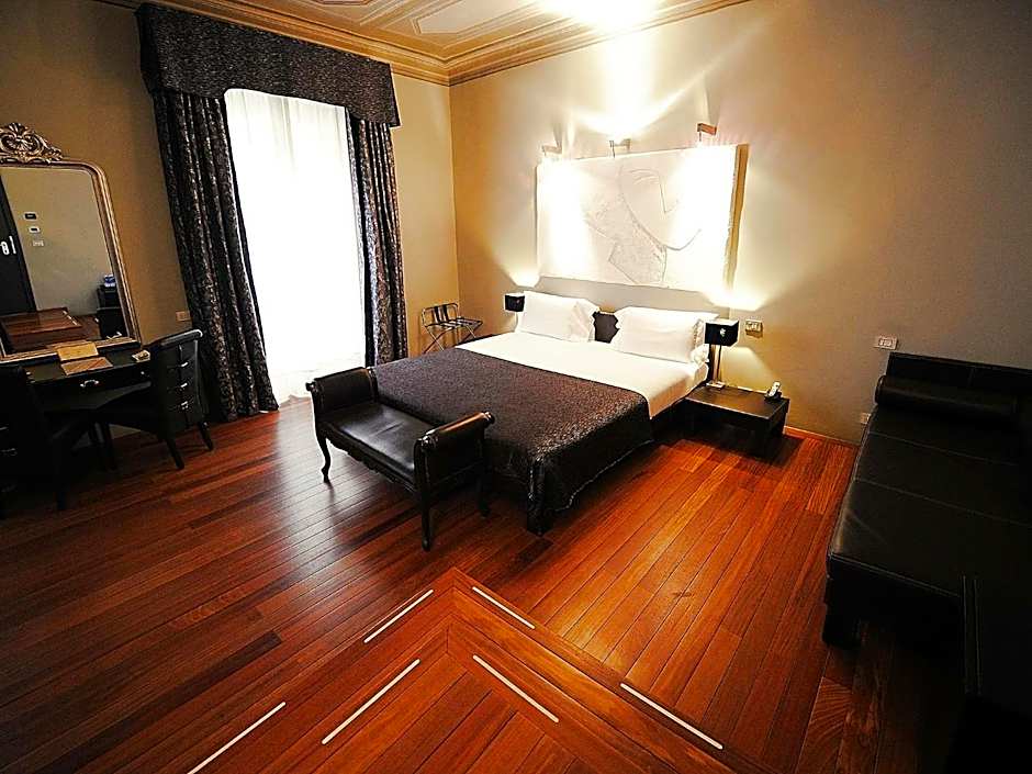 Borghese Palace Art Hotel