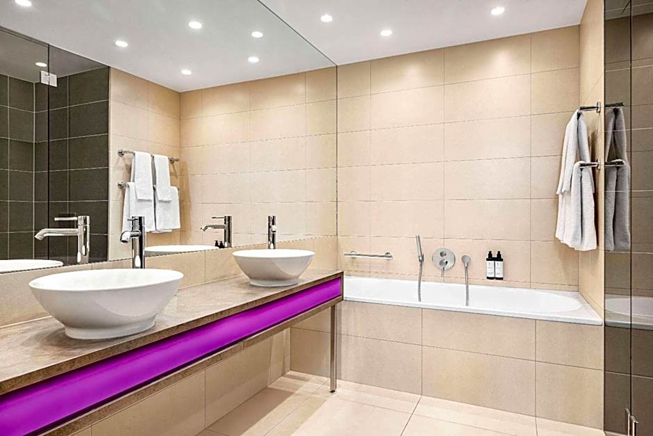 Vienna House by Wyndham Andel's Lodz