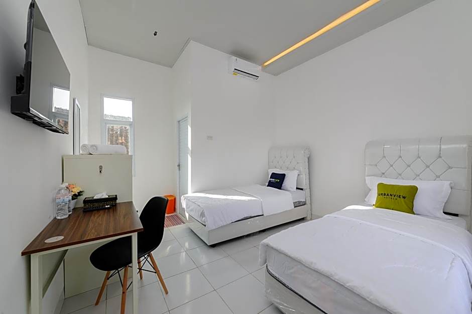Urbanview Hotel Betego Syariah Enggal by RedDoorz