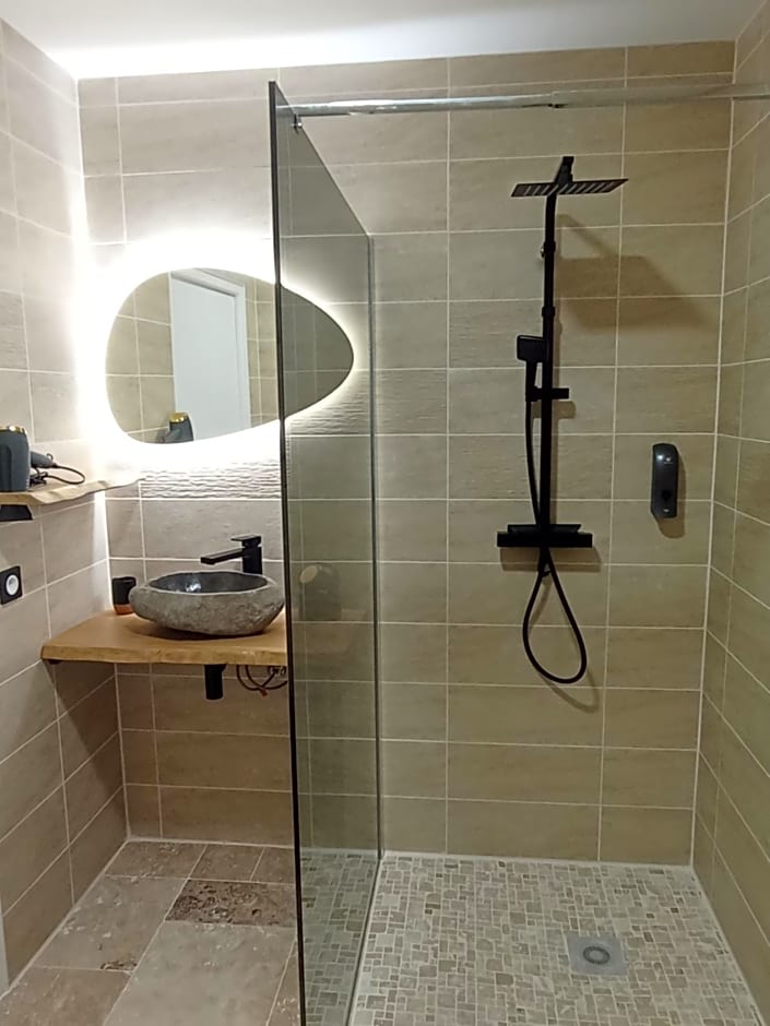 Chambres et Tables d'hotes " O Doux Matins " aux portes de Chinon