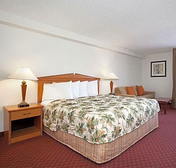 Stanton Inn & Suites