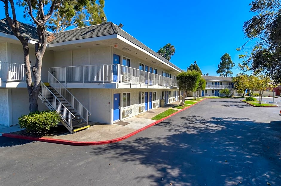 Motel 6-San Diego, CA - North