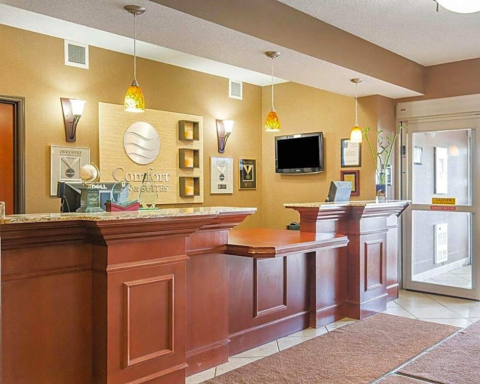 Comfort Inn & Suites Airdrie