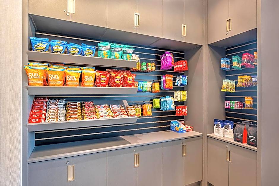 Quality Inn & Suites Levis