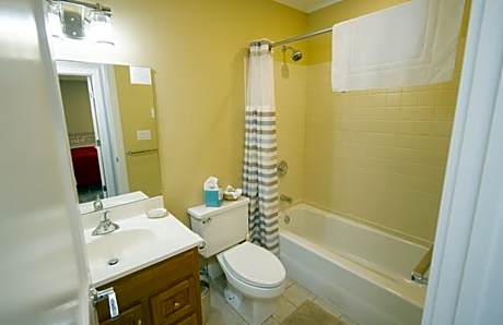 Kettle Brook | 2 Bedroom 2 Bath Ski In/Out