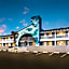 Pacific Coast Roadhouse Hotel