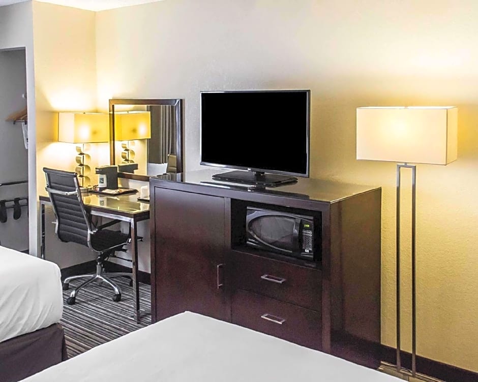 Quality Inn Streetsboro - Kent