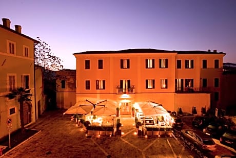 Hotel Clitunno