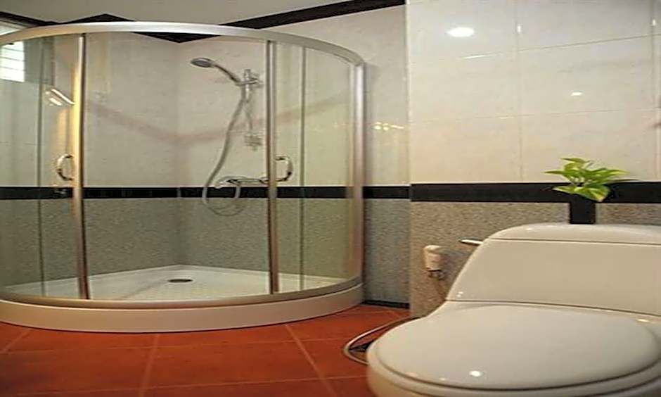 Vansana Riverside Hotel