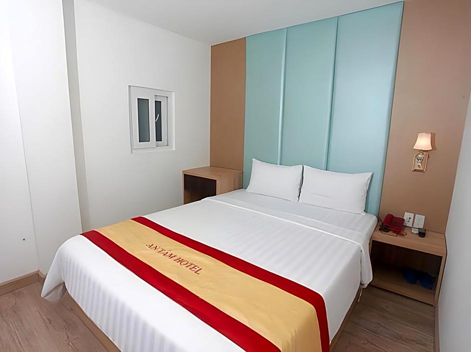 MAY'S HOTEL-BEN THANH MARKET