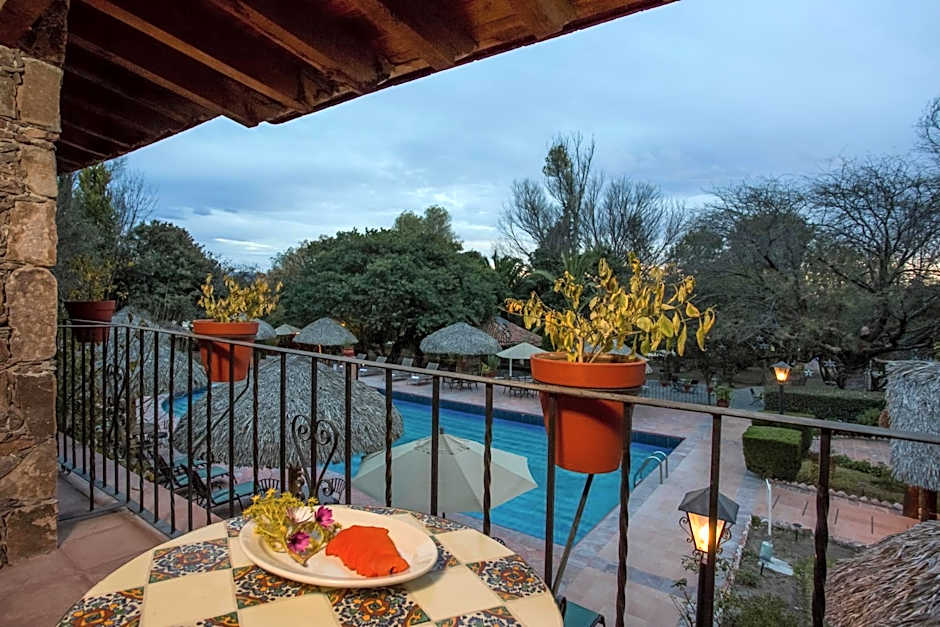Atotonilco Hotel & Club