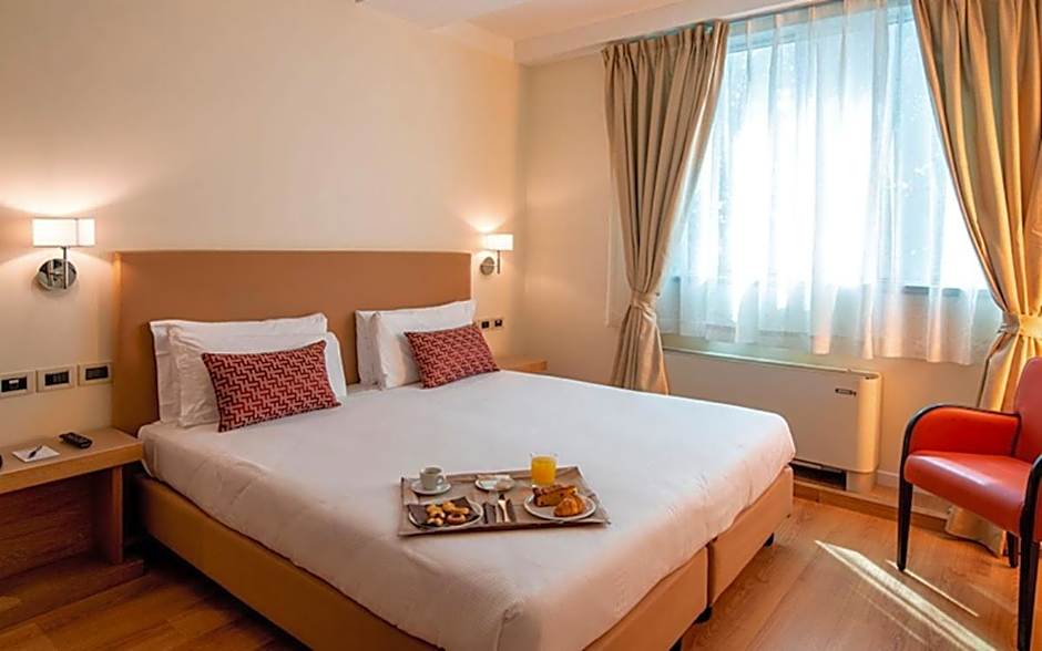 Photo 1 of 3 of Standard 1 Double Bed or 2 Beds