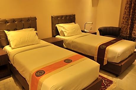 Single Deluxe Room