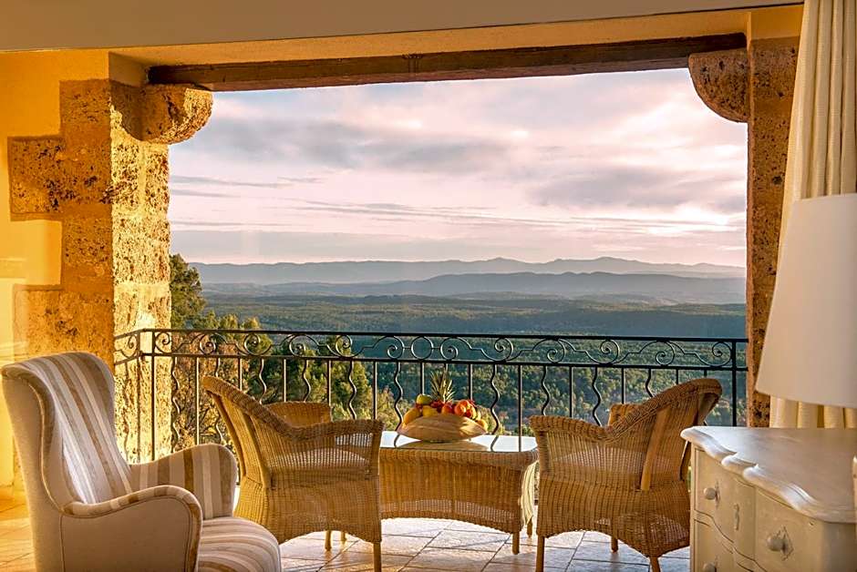 La Bastide De Tourtour Hotel & Spa