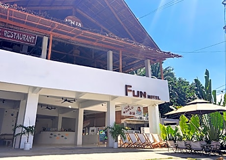 FUN HOTEL