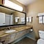 Country Inn & Suites by Radisson, Red Wing, MN