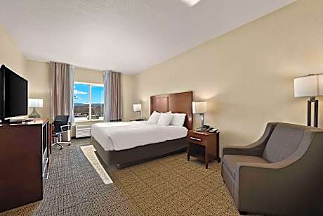 1 King Bed, Nonsmoking