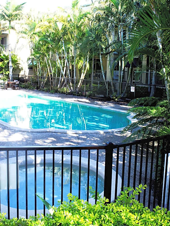 Bila Vista Kirra Beachside Apartments