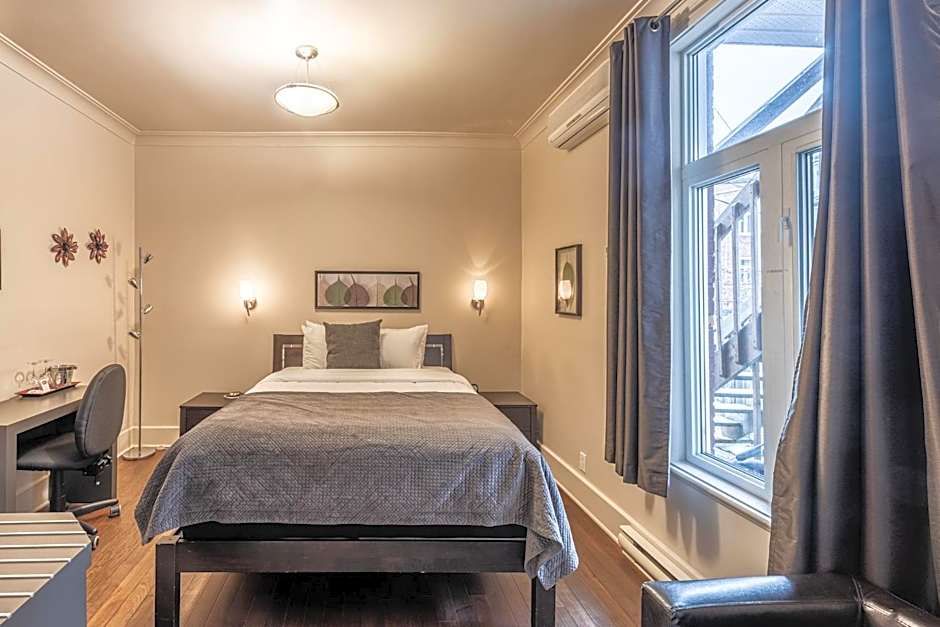 Petit Hôtel - Café Krieghoff