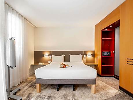 Superior Queen Suite