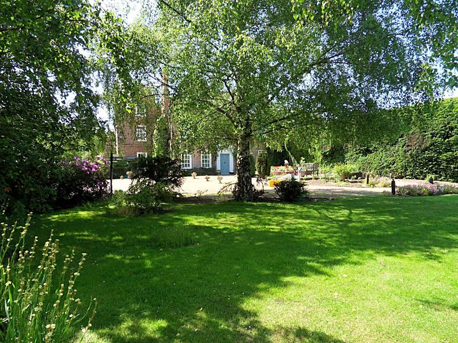 Mangreen Country House