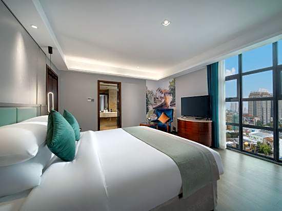Pulun Hotel