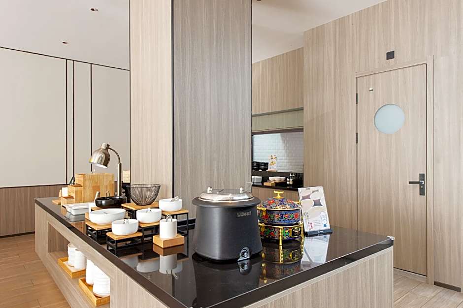 Hanting Hotel Chifeng Station Songshan Wanda Plaza