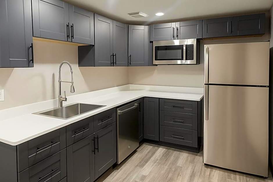 Garner Hotel Evansville East by IHG