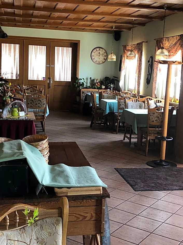 Hotel-Pension Am Mühlberg