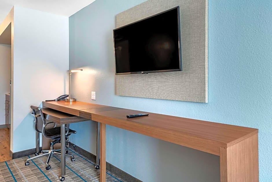 MainStay Suites