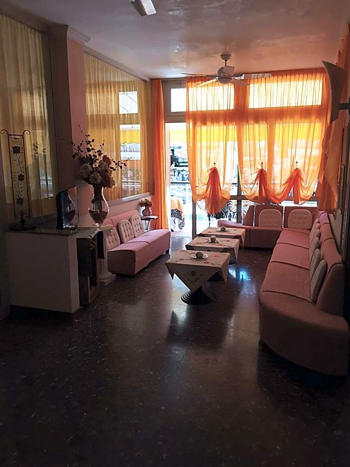 Hotel Paron