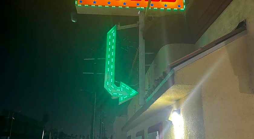 KING MOTEL