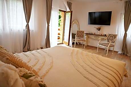 Deluxe Double or Twin Room with Spa Bath