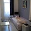 Scotty's Boutique Hotel