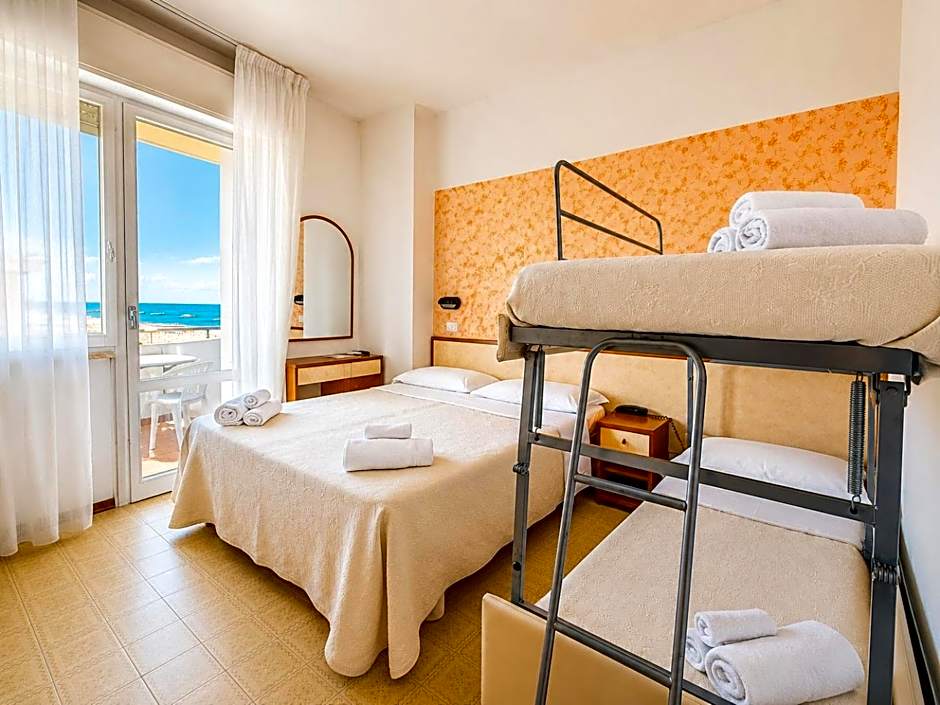 Hotel TYC