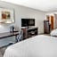 Holiday Inn Express Hotel & Suites Cincinnati-Blue Ash By IHG
